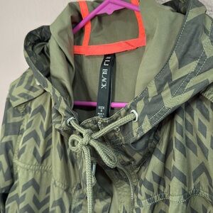 Lorna Jane raincoat with adjustable waist drawstring